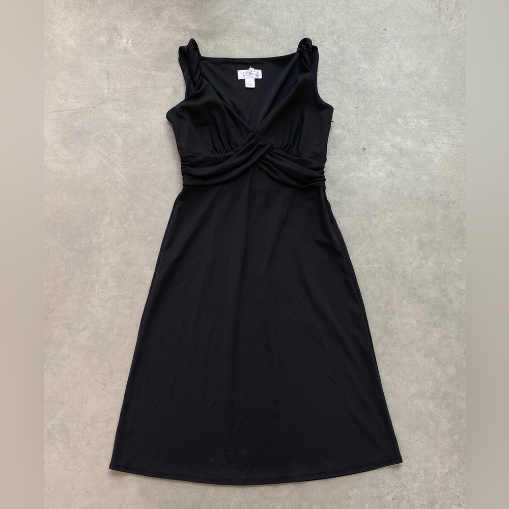 LOFT Women's Size 0P Black Sleeveless Pullover Sheath Dress